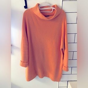 FREE PEOPLE ottoman size XS